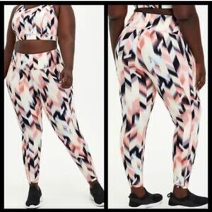 Torrid Multicolor Abstract Active Leggings